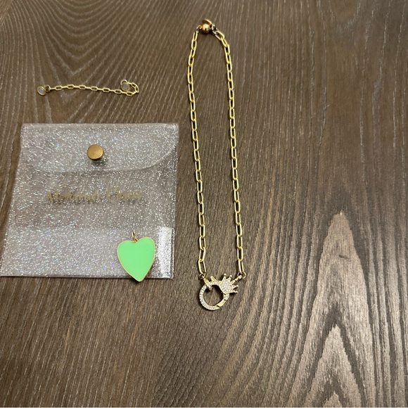 Melania Clara 18K Gold Plated Crown Clasp/Green Enamel Heart Pendant Necklace - Picture 7 of 9